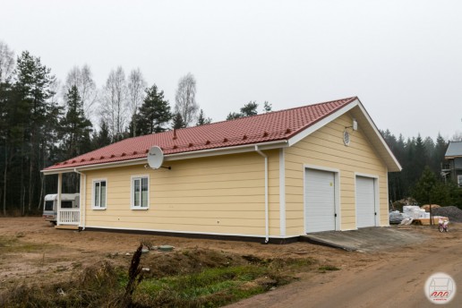 Дом в Смолячково, спутниковая и 4G антенна