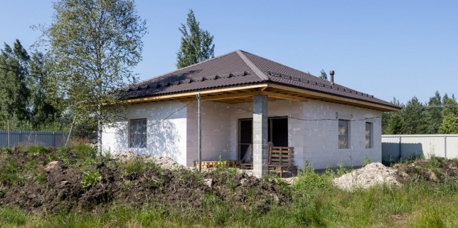 Одноэтажный дом из газобетона на УШП в СНТ Родничковое