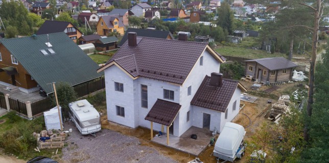 Трёхэтажный дом из газобетона на УШП в Сосновом Бору